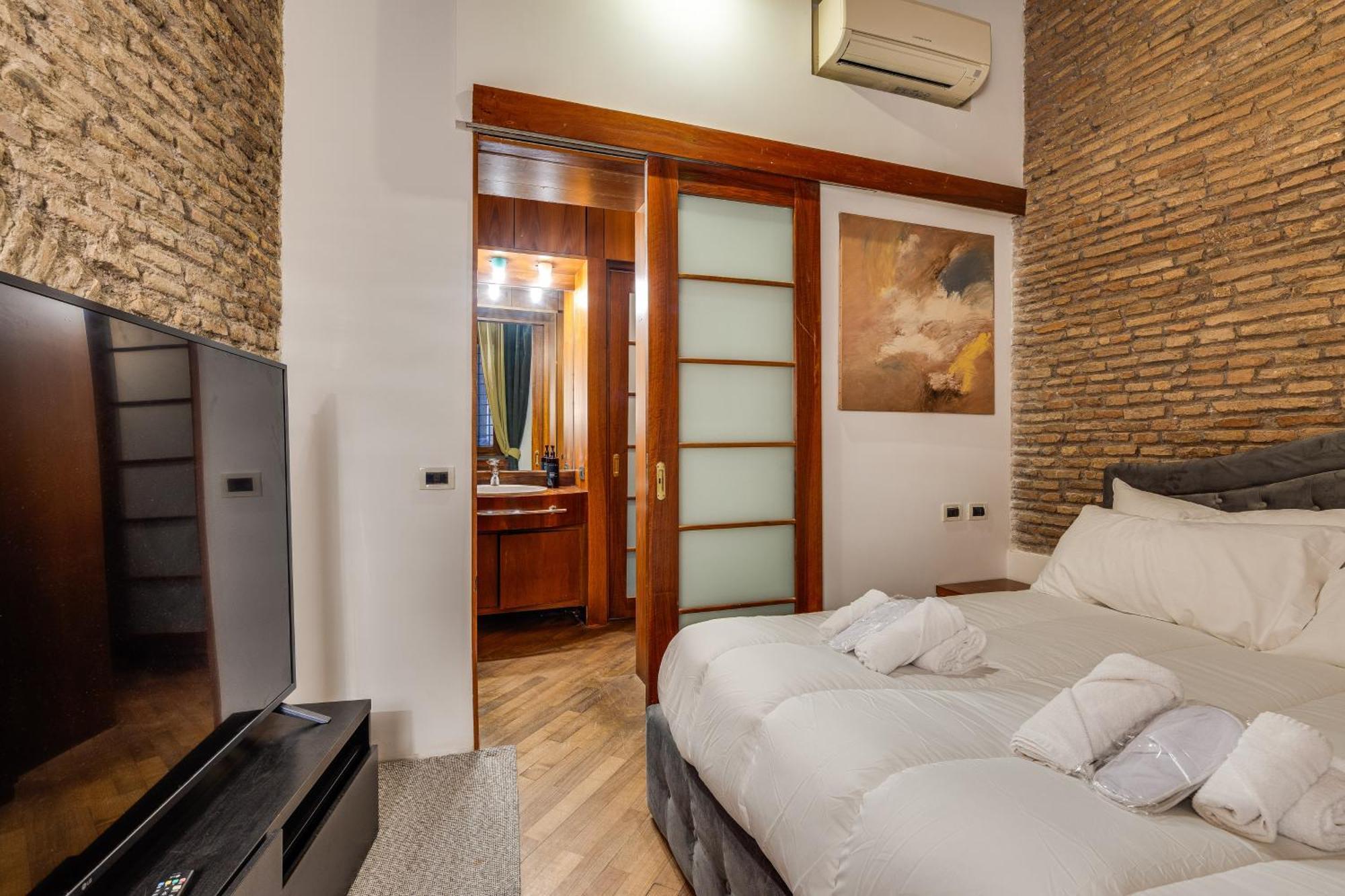Fico Giallo - Piazza Navona Apartment *