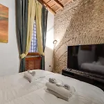 Fico Giallo - Piazza Navona Apartment